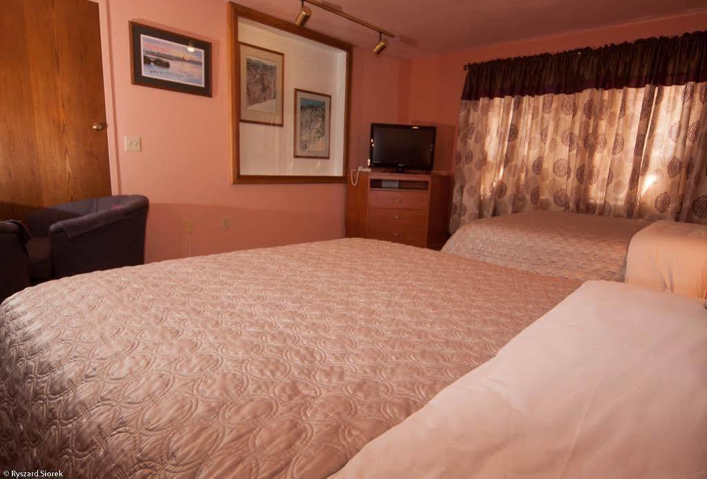 Valley Hi Hotel เฟรเซอร์ ภายนอก รูปภาพ